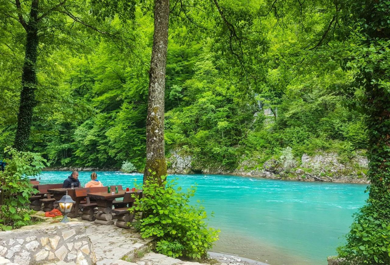 Rafting Camp Encijan Foca Exterior foto