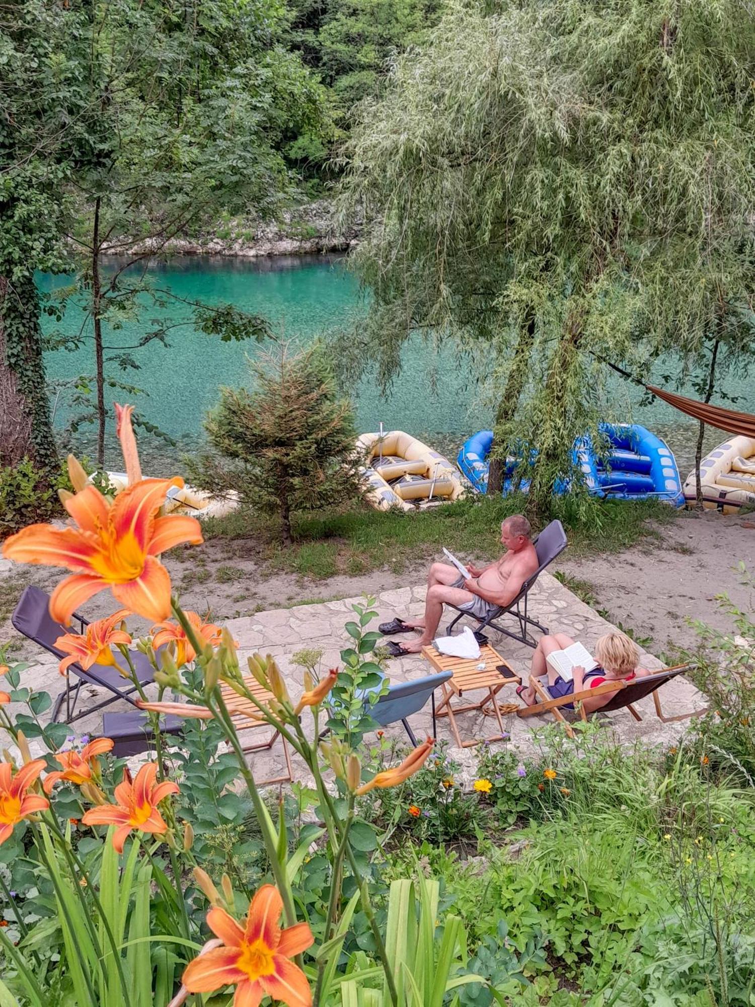 Rafting Camp Encijan Foca Exterior foto
