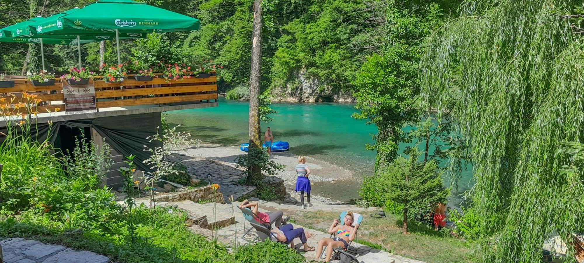 Rafting Camp Encijan Foca Exterior foto